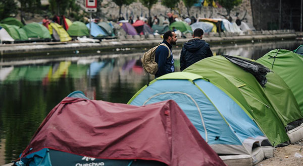 Migrants Crisis: Police Clear Out Two More Camps in French Capital Migrants Crisis: Police Clear Out Two More Camps in French Capital